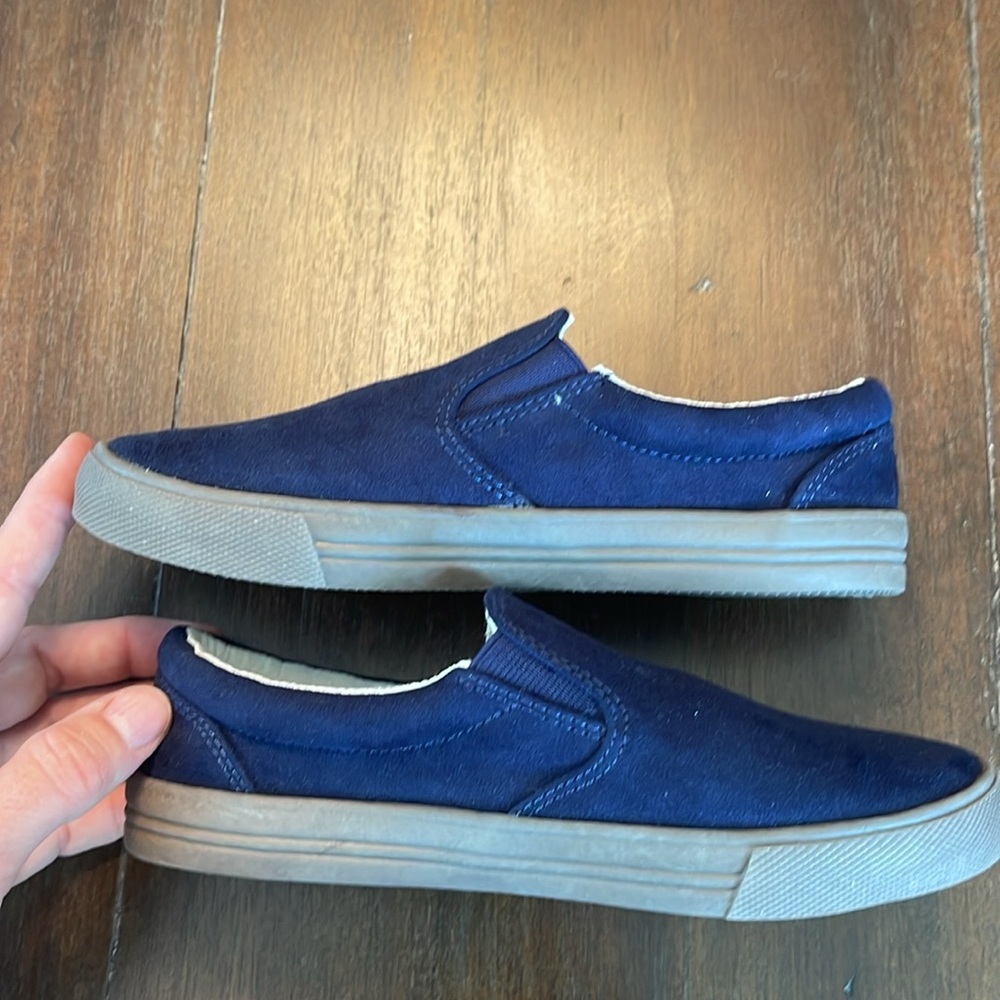 NWOT J.Crew Factory Boys Slip On Sneakers -  Size 1 - Picture 6 of 11